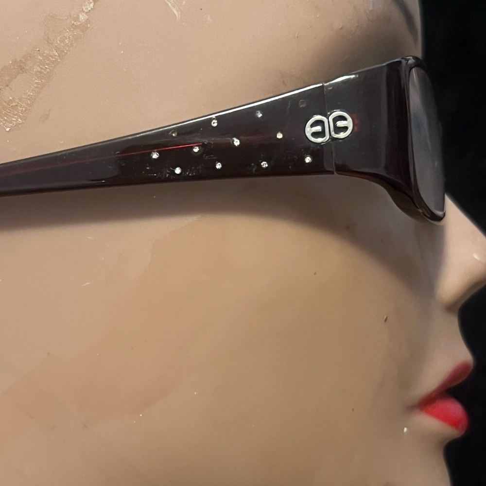 ESCADA Stylish Women’s Reading Glasses
